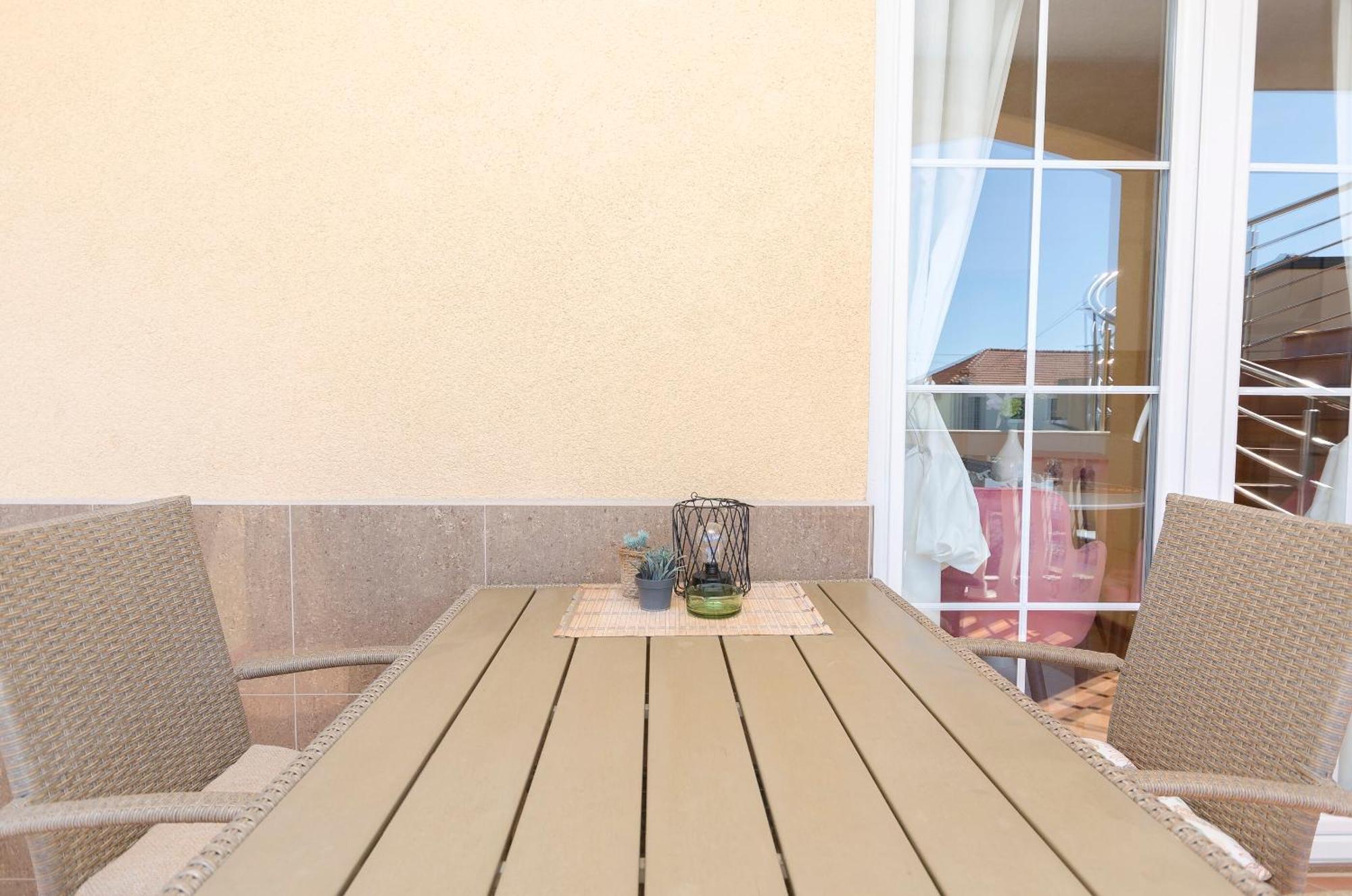 Apartment Ani Водице Екстер'єр фото