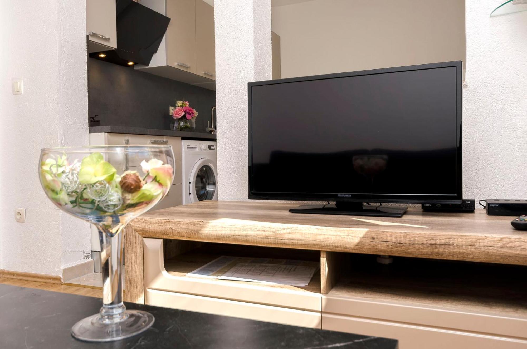 Apartment Ani Водице Екстер'єр фото