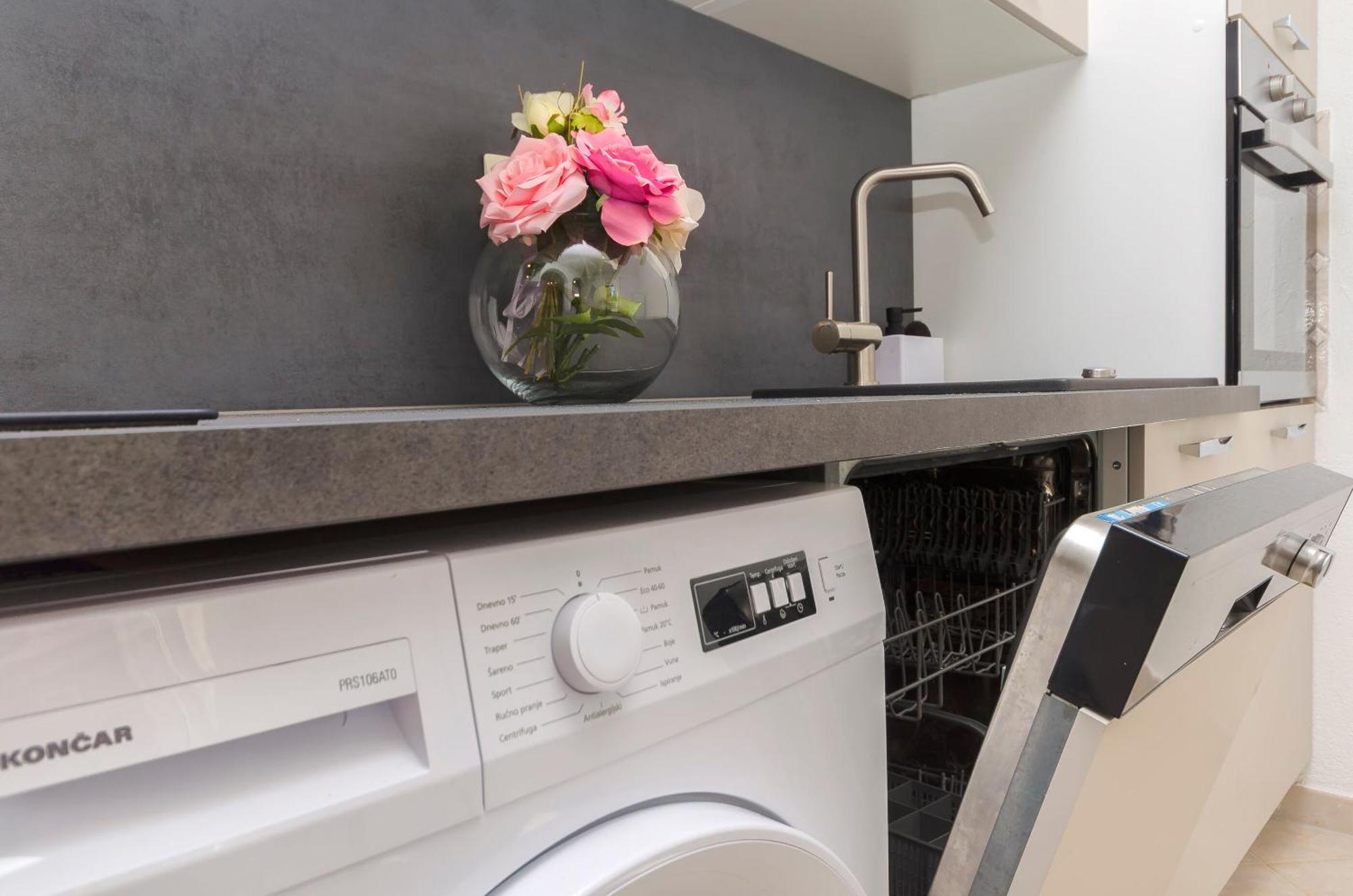 Apartment Ani Водице Екстер'єр фото